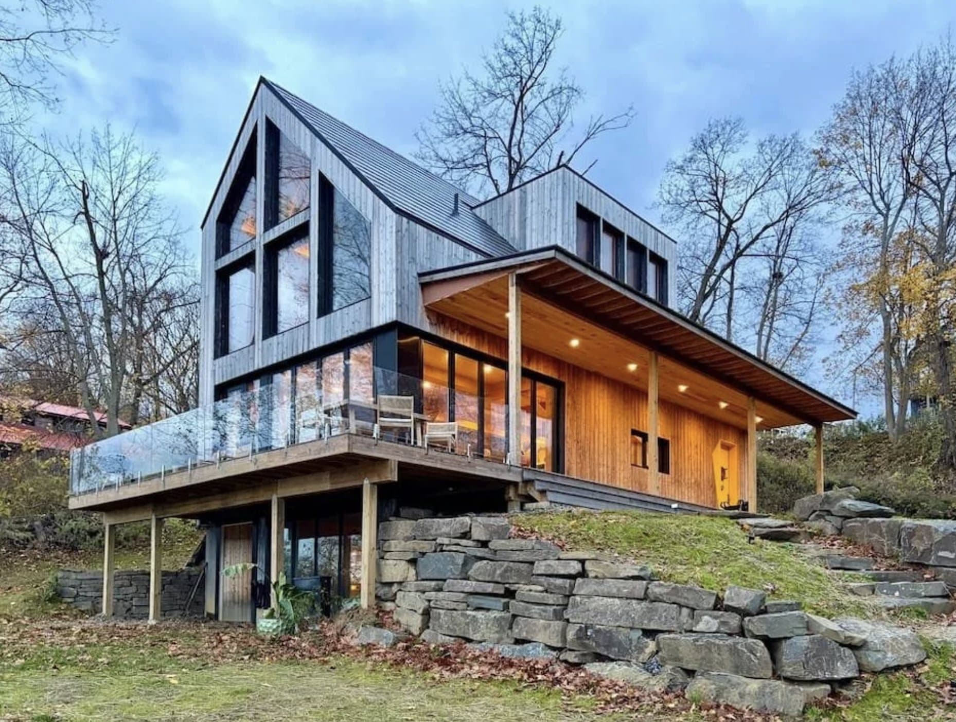 Shatemuc — Custom home · Hudson River · Timber frame